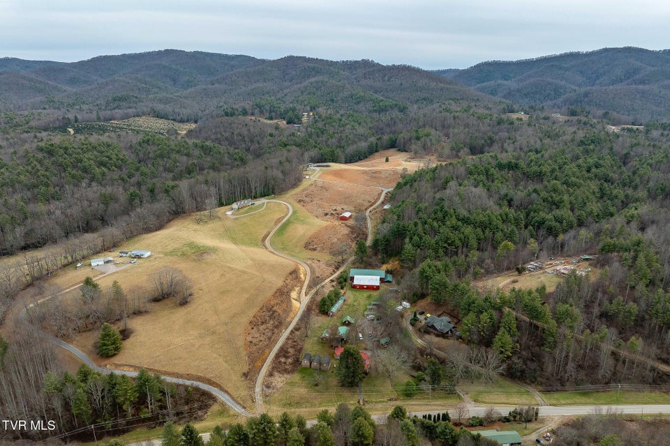 Photo #78: 3146 Divide Road