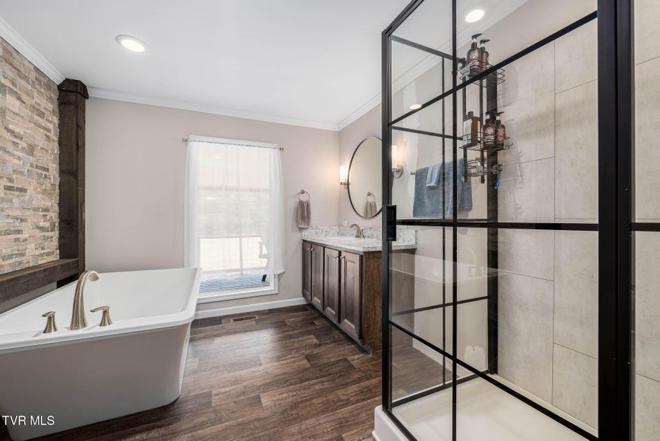 Photo #49: 3146 Divide Road