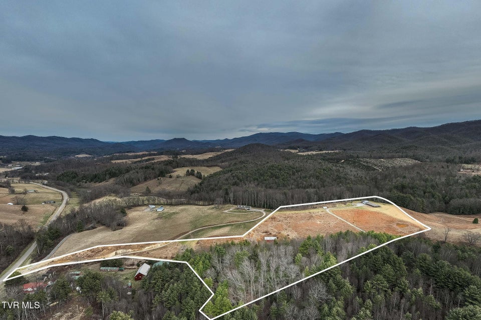 Photo #88: 3146 Divide Road