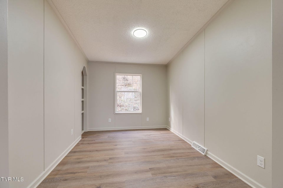 Photo #11: 317 Mcinturff Springs Road