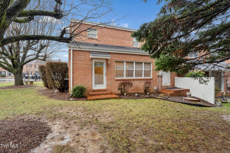 Photo #42: 2734 Oakland Avenue