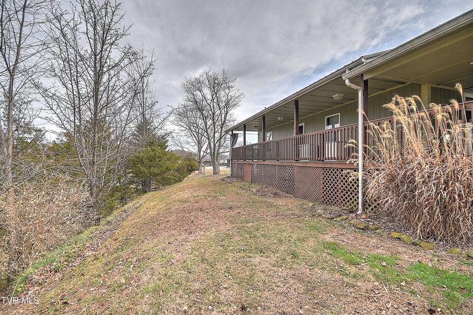 Photo #13: 1965 Whitehouse Road