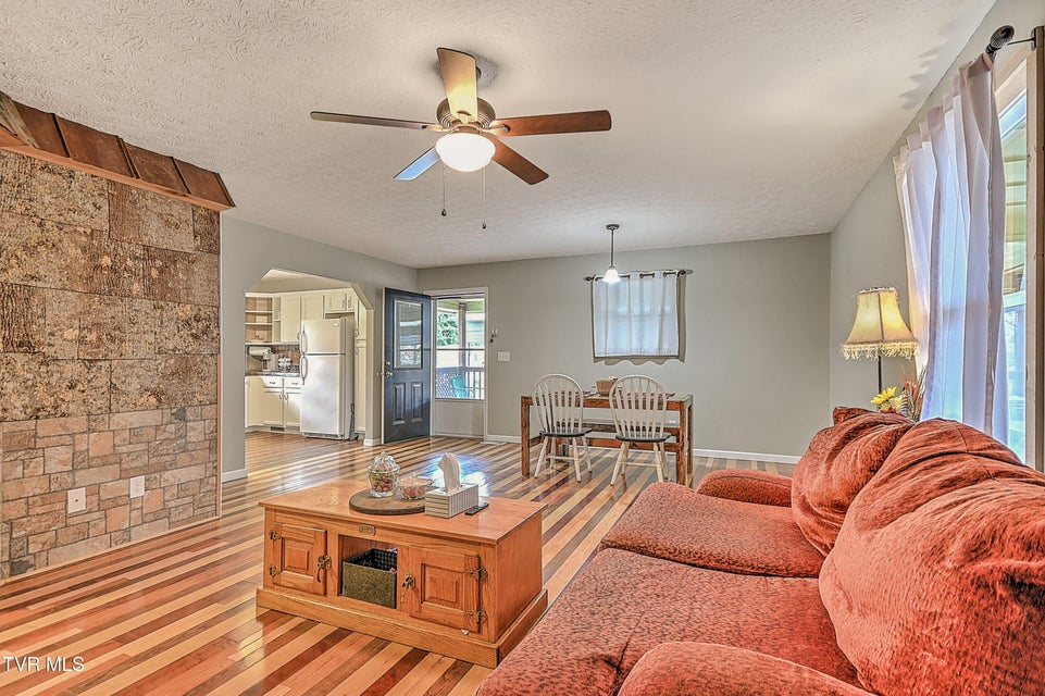 Photo #3: 1965 Whitehouse Road