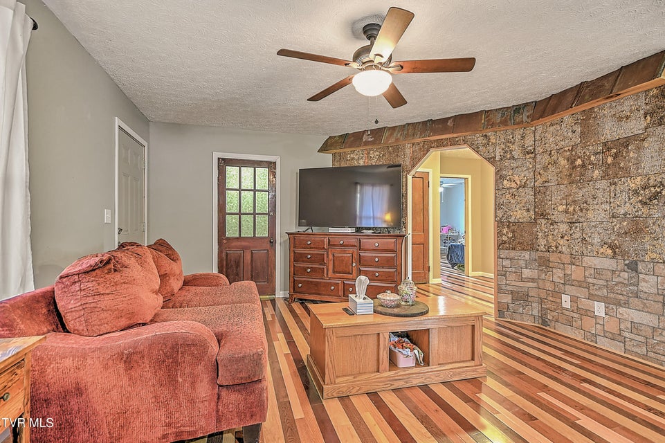 Photo #5: 1965 Whitehouse Road