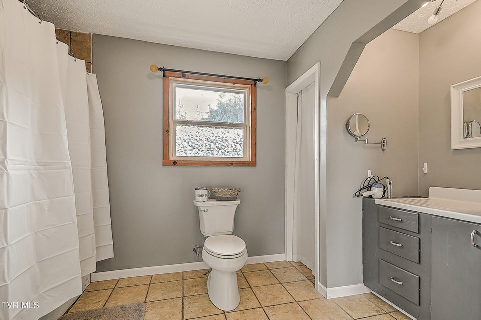 Photo #11: 1965 Whitehouse Road