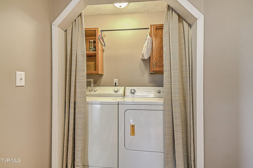 Photo #12: 1965 Whitehouse Road