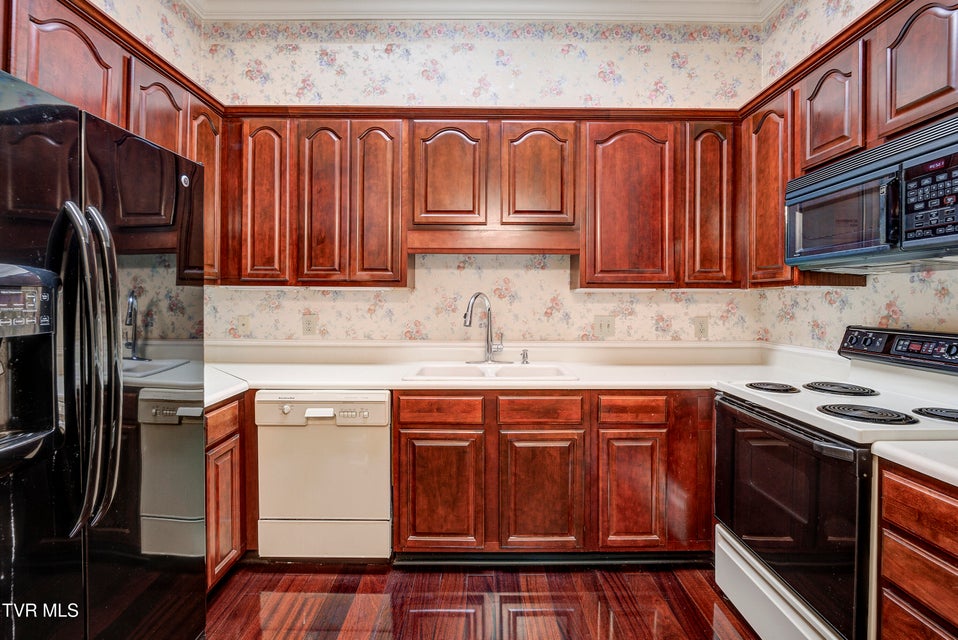 Photo #18: 2734 Oakland Avenue