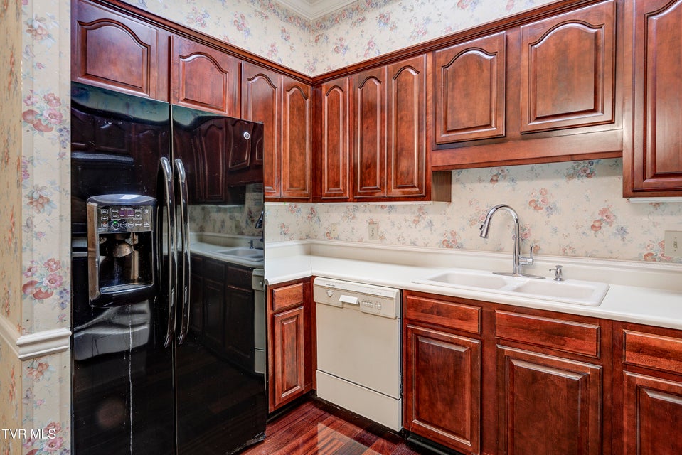 Photo #19: 2734 Oakland Avenue