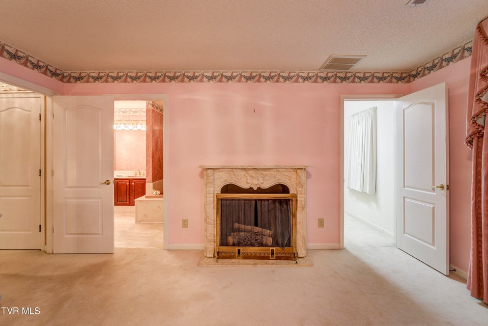 Photo #29: 2734 Oakland Avenue