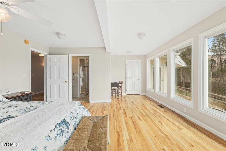 Photo #46: 651 Rangewood Road