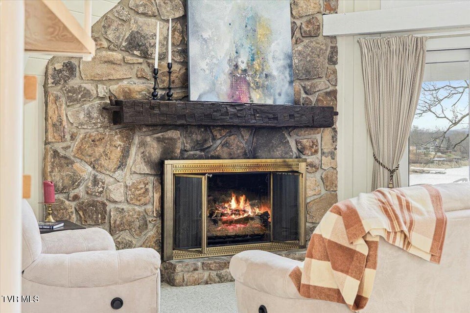 Photo #23: 651 Rangewood Road