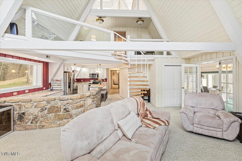 Photo #25: 651 Rangewood Road