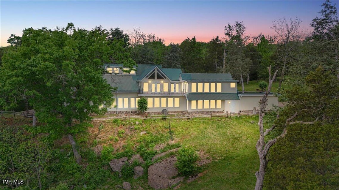 Photo #6: 651 Rangewood Road