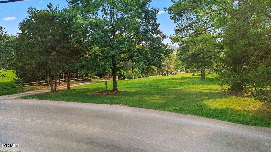 Photo #98: 651 Rangewood Road