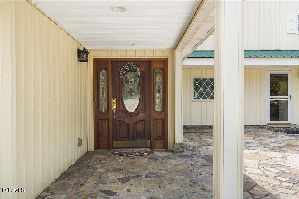 Photo #9: 651 Rangewood Road