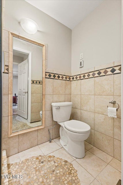 Photo #40: 651 Rangewood Road