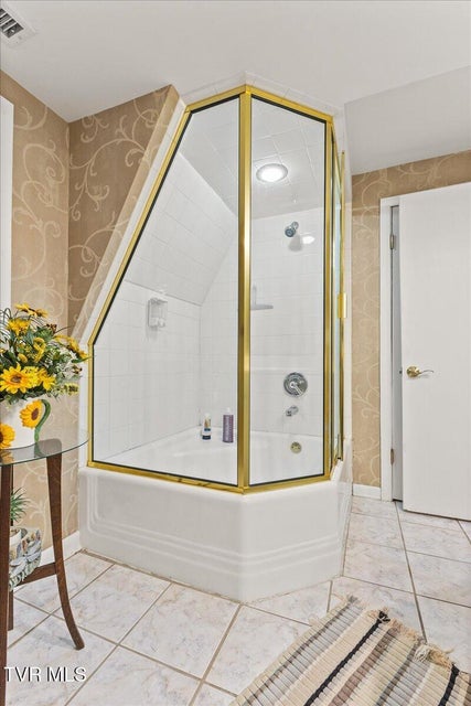 Photo #43: 651 Rangewood Road