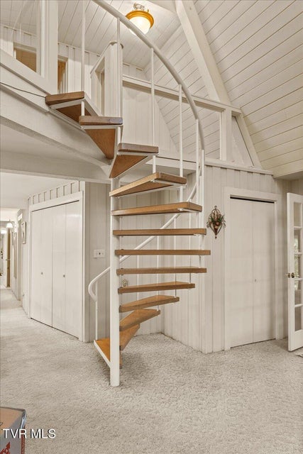 Photo #76: 651 Rangewood Road