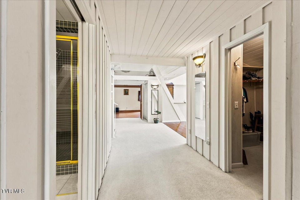 Photo #69: 651 Rangewood Road