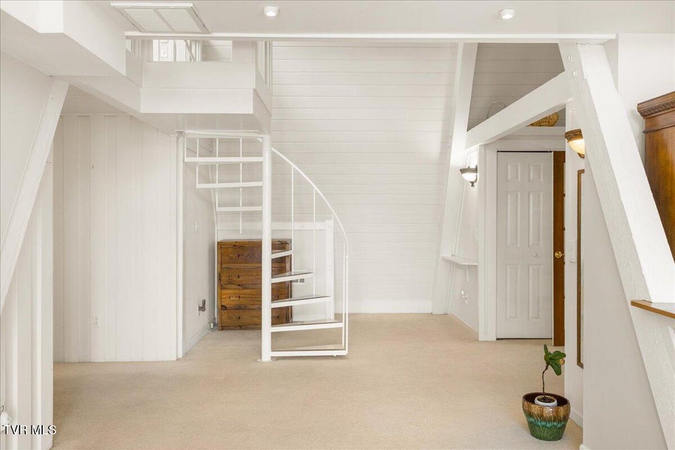 Photo #75: 651 Rangewood Road