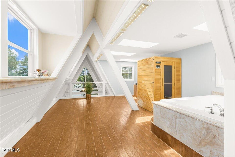 Photo #79: 651 Rangewood Road