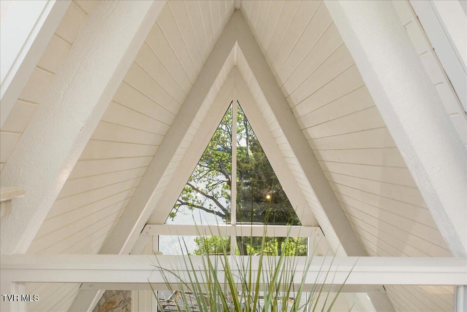 Photo #81: 651 Rangewood Road