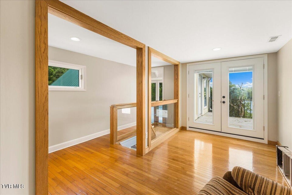 Photo #53: 651 Rangewood Road