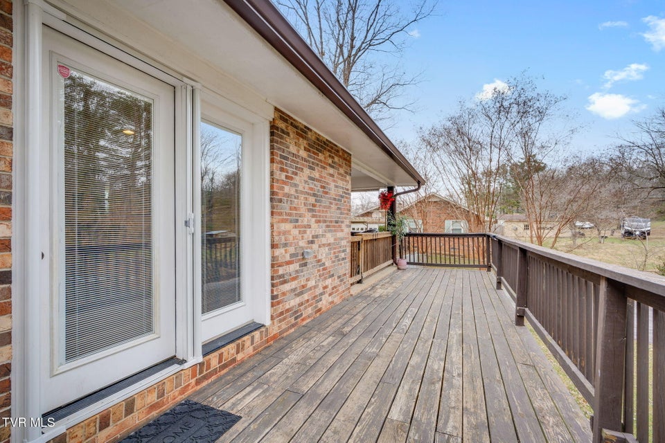 Photo #30: 515 Ravenwood Drive