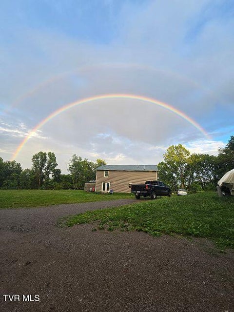 Photo #39: 1965 Carterton Road