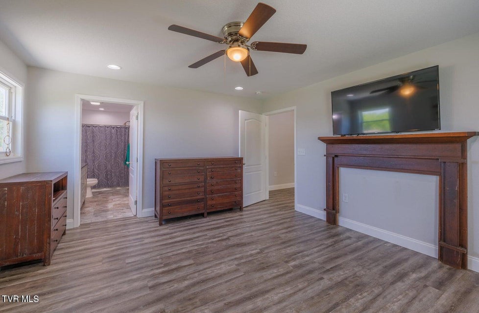 Photo #9: 144 Maple Crest