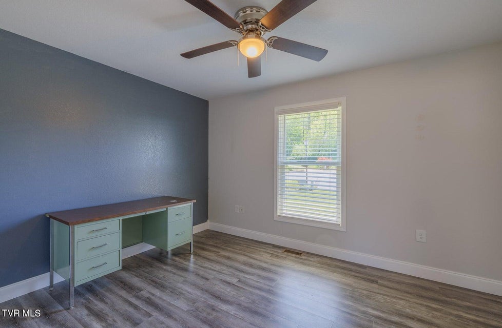 Photo #17: 144 Maple Crest