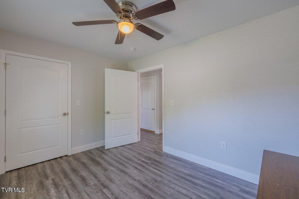 Photo #18: 144 Maple Crest