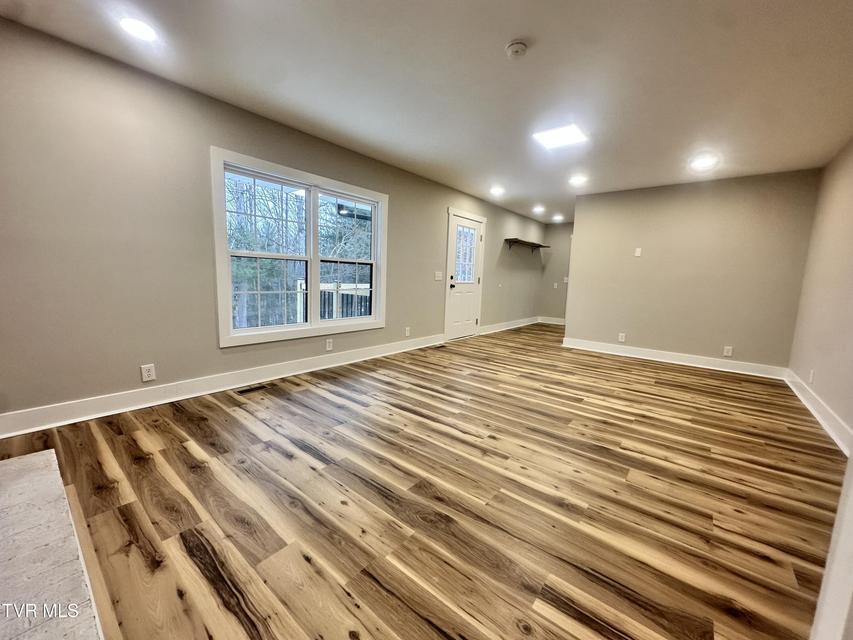 Photo #14: 256 William Hawkins Lane