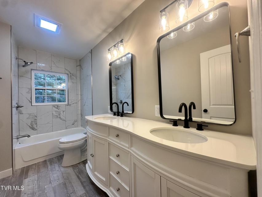 Photo #32: 256 William Hawkins Lane