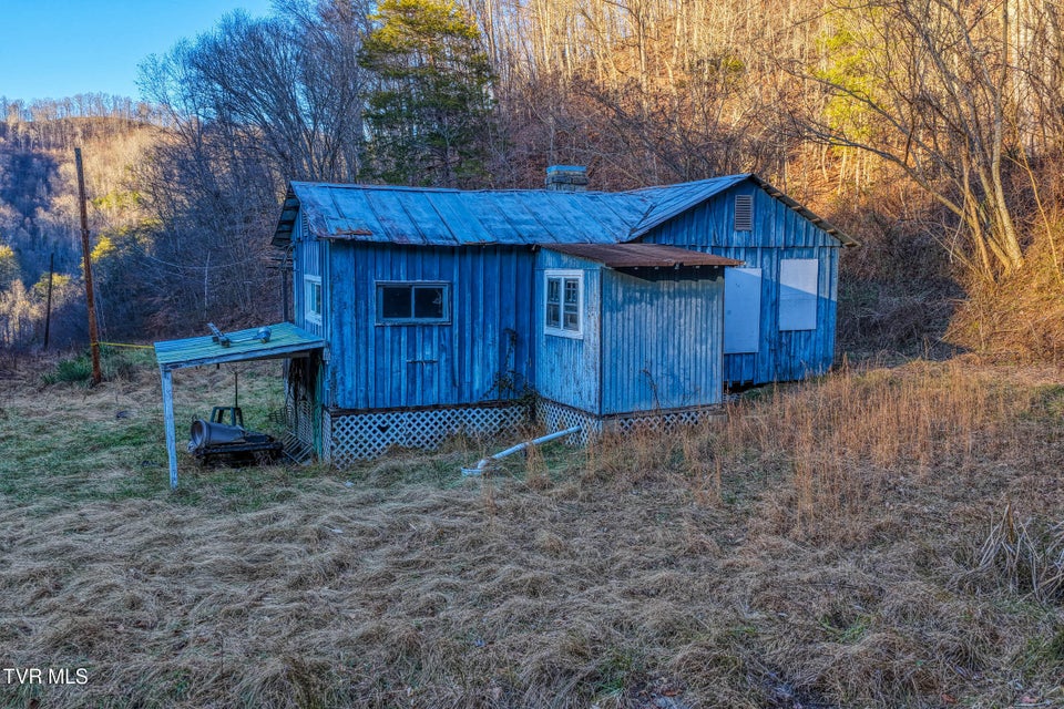 Photo #23: 1028 Pumpkin Valley Road