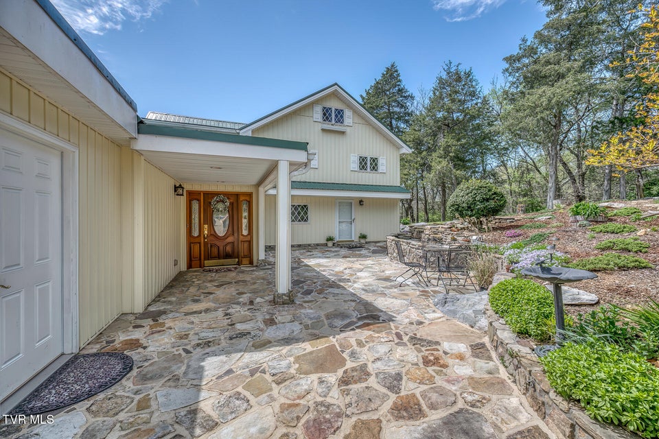 Photo #10: 651 Rangewood Road