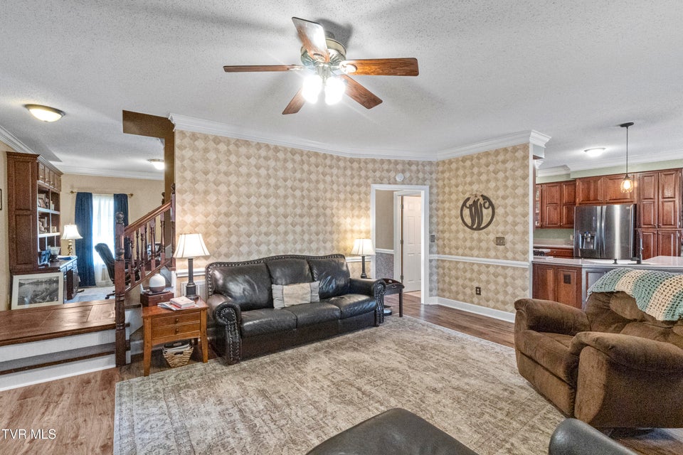 Photo #6: 133 Magnolia Drive