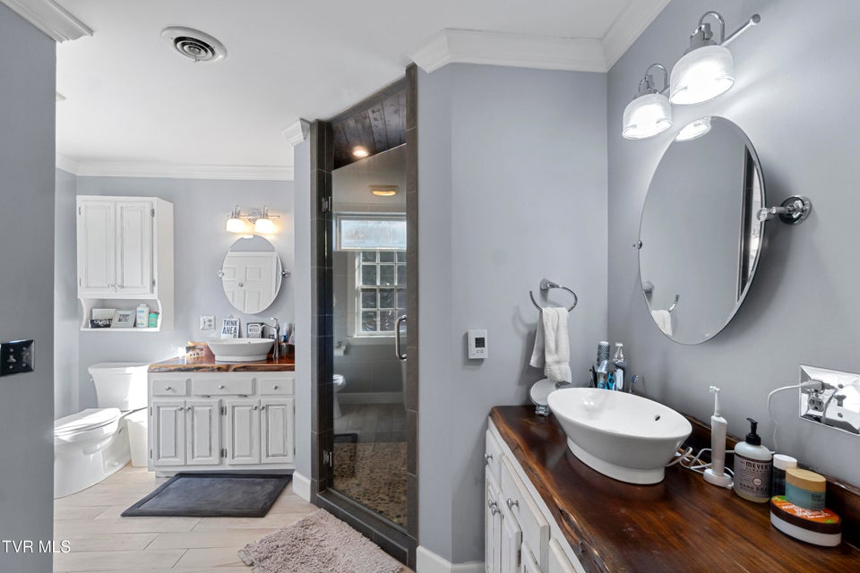 Photo #32: 133 Magnolia Drive