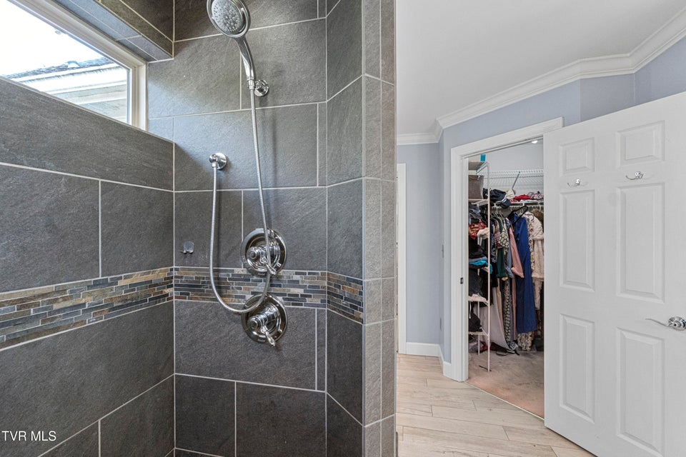 Photo #35: 133 Magnolia Drive