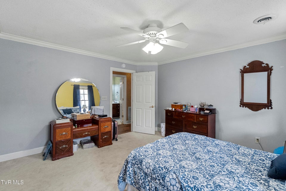 Photo #38: 133 Magnolia Drive