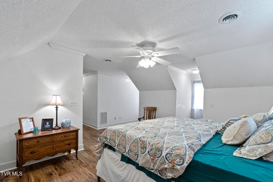 Photo #41: 133 Magnolia Drive