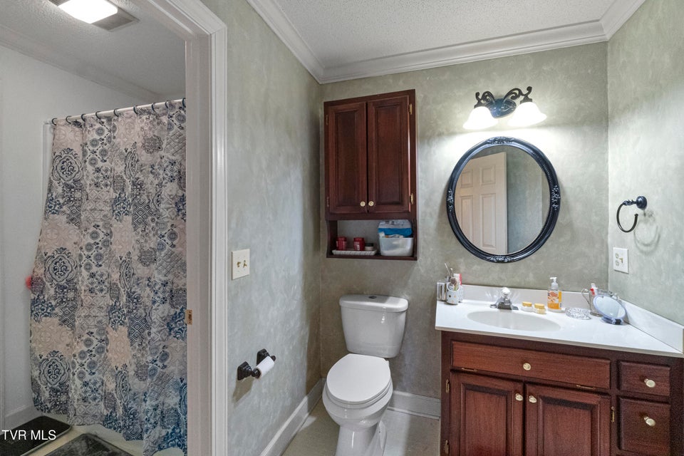 Photo #43: 133 Magnolia Drive