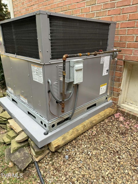 Photo #71: 133 Magnolia Drive