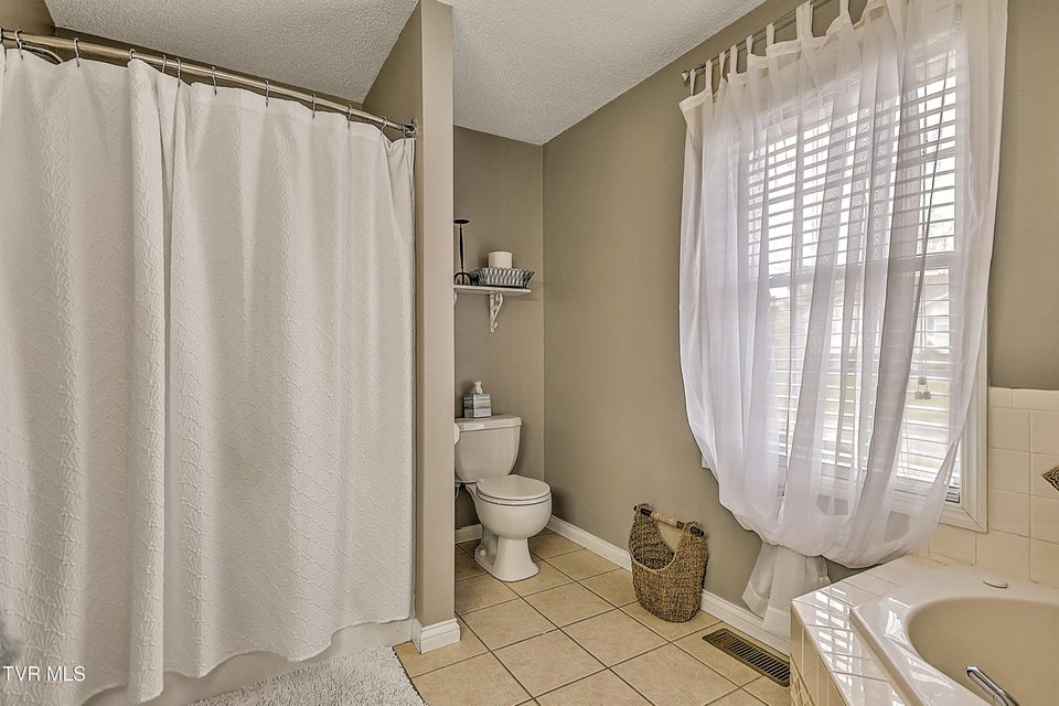 Photo #20: 444 Alfalfa Lane