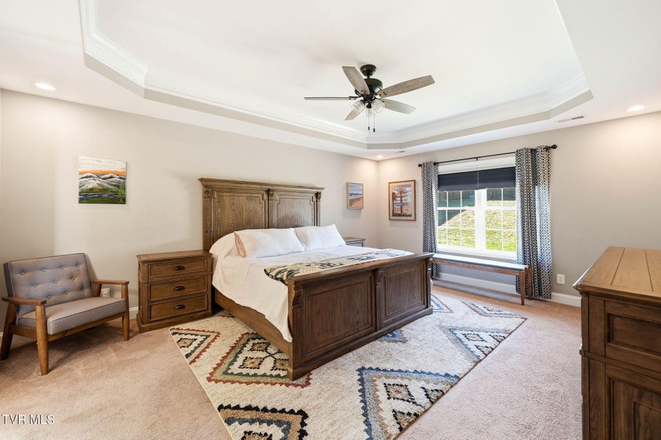 Photo #18: 241 Laurel Canyon