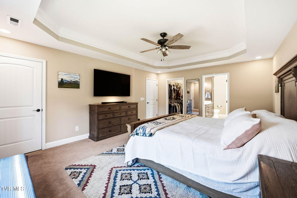 Photo #20: 241 Laurel Canyon