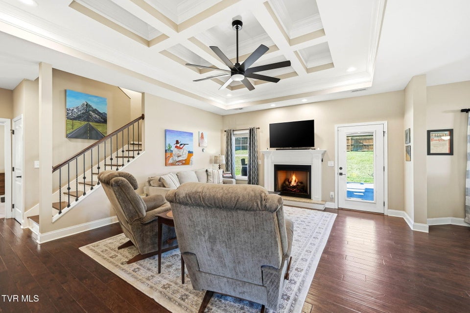 Photo #11: 241 Laurel Canyon