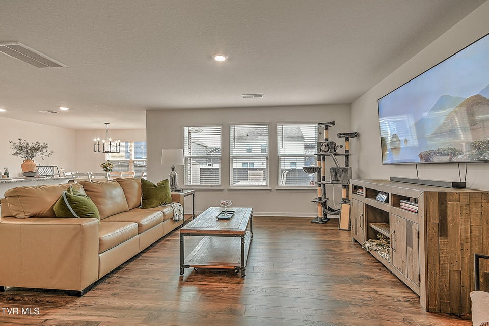 Photo #10: 148 Crawford Circle 