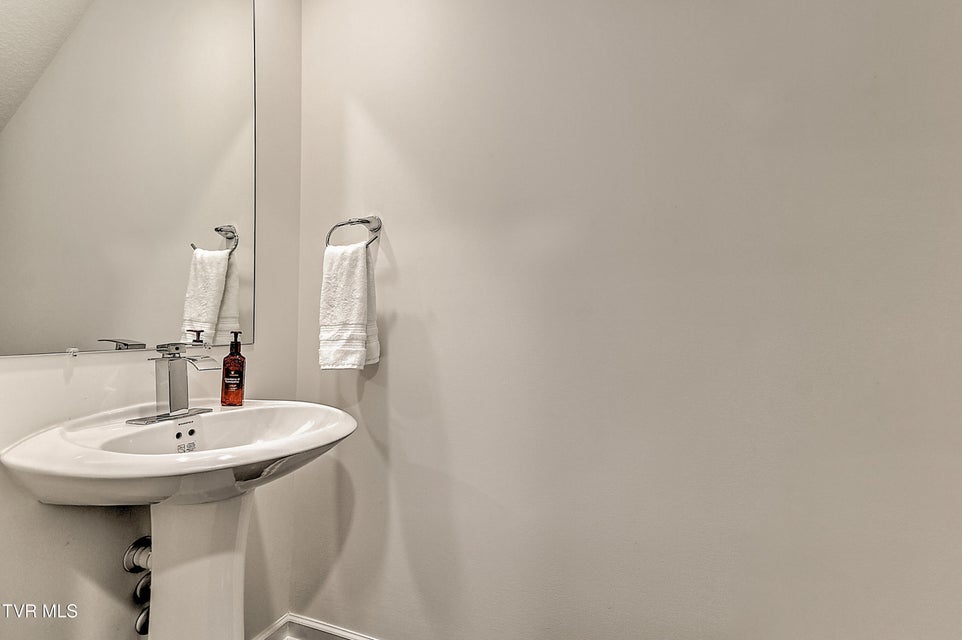 Photo #21: 148 Crawford Circle 