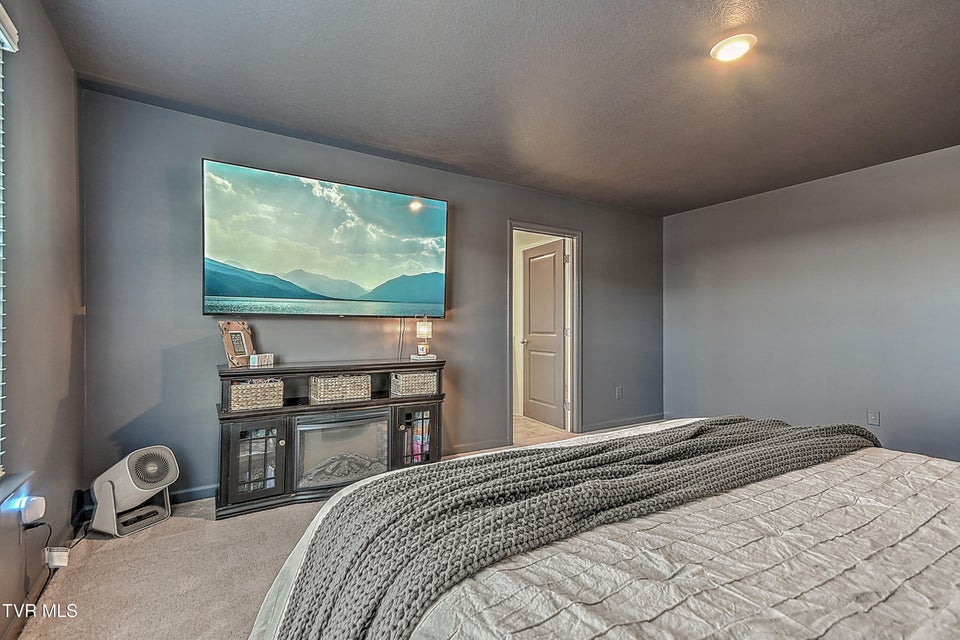 Photo #33: 148 Crawford Circle 